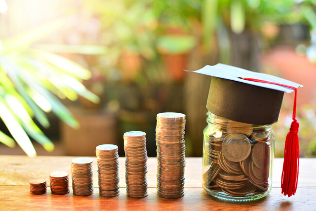 Financial tips for students: things you should know before graduating